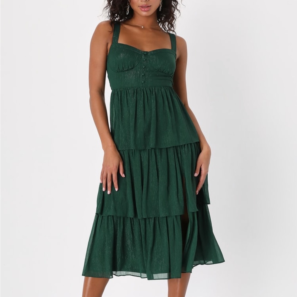 Lulu’s Emerald Green Lurex Tiered Midi Dress